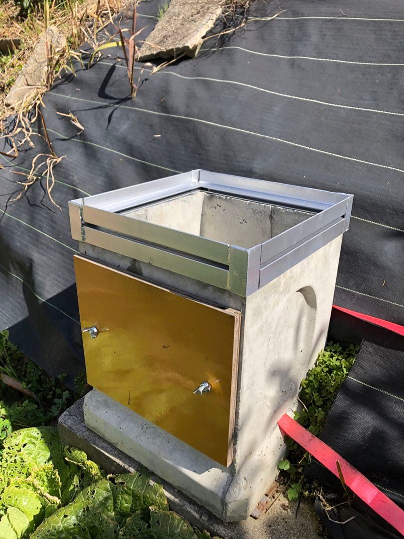 日本蜜蜂 集水桝用巣門 30cm用 2台セット