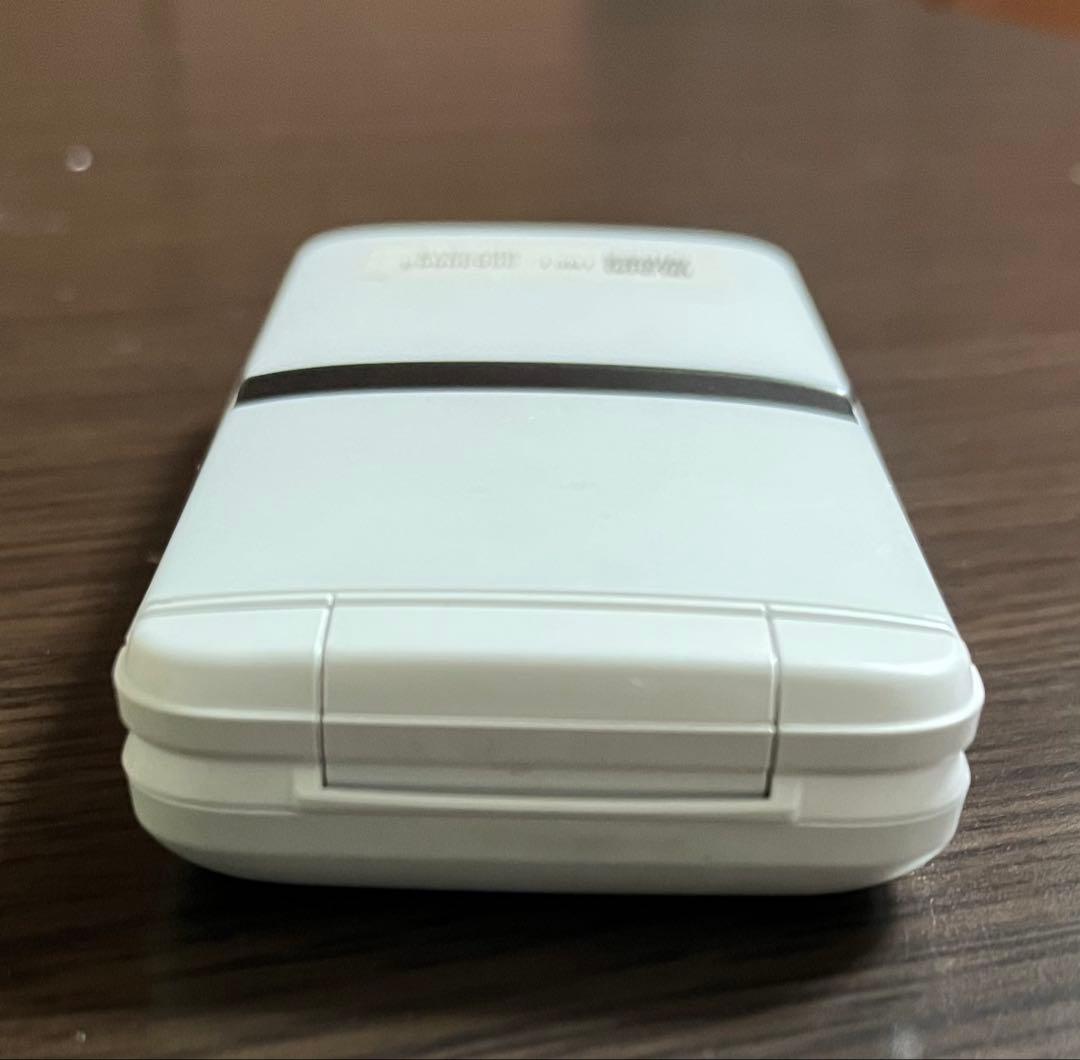 docomo DIGNOケータイ KY-42C　ホワイト　箱あり