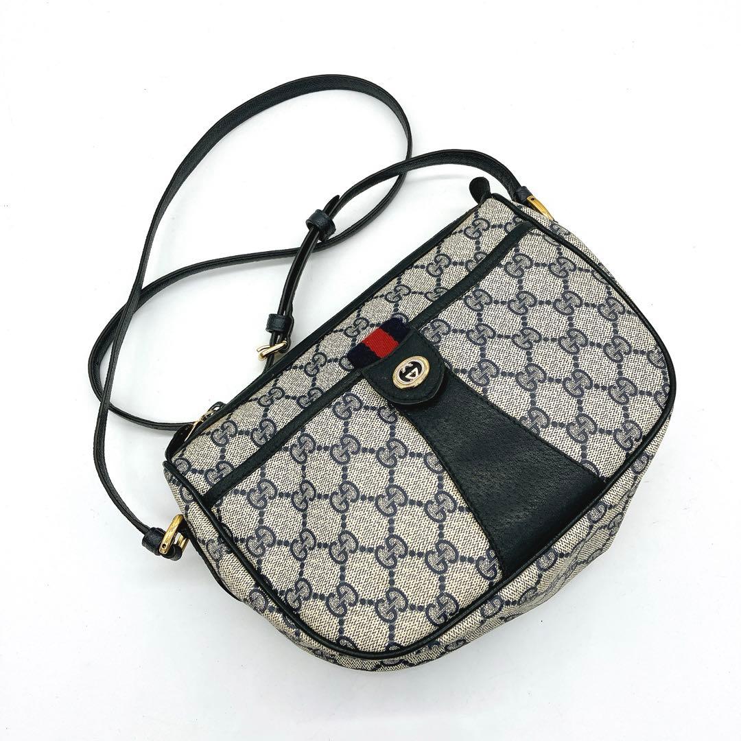 【GUCCI】ショルダーバッグ　GGスプリーム シェリーライン　ベージュ　自立