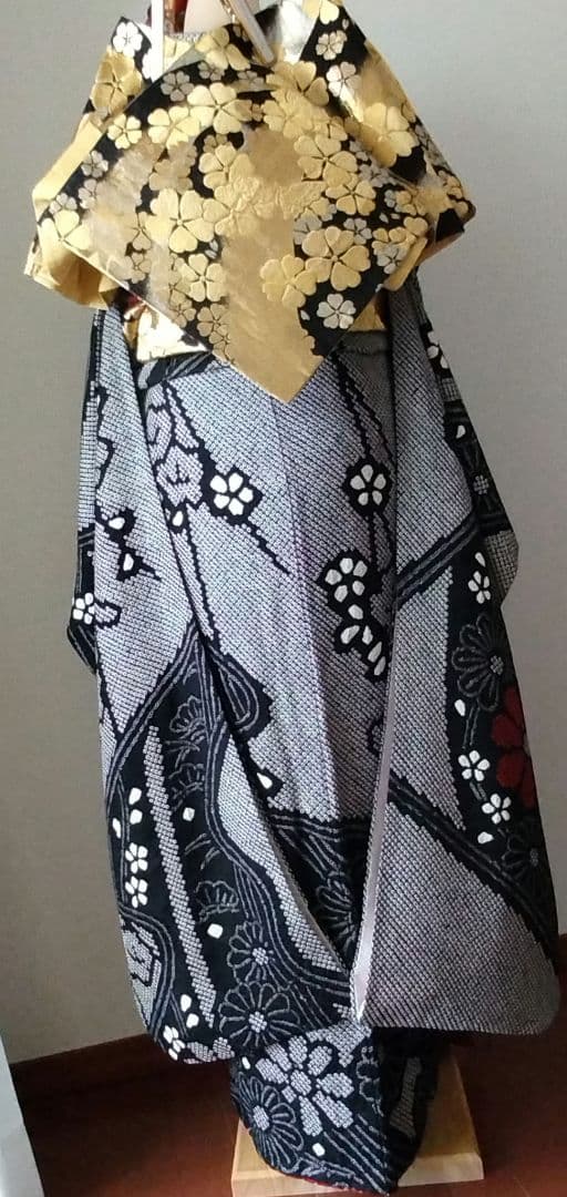 ☆199様　329.黒の総絞り　振袖7点セット　正絹　フルセット　成人式