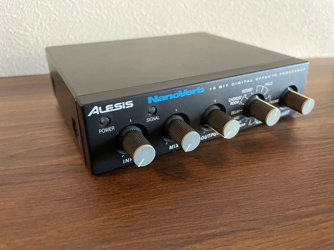 Alesis NanoVerb 18ビットデジタルエフェクトプロセッサー