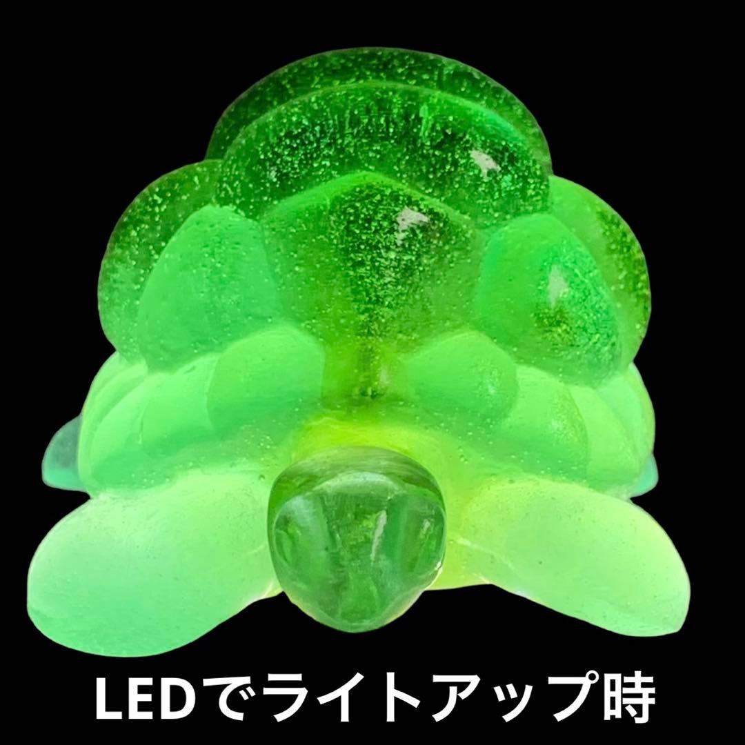 ドームフランス　置物　緑　亀　カメ　　クリスタル　水晶　ナンシー　daum
