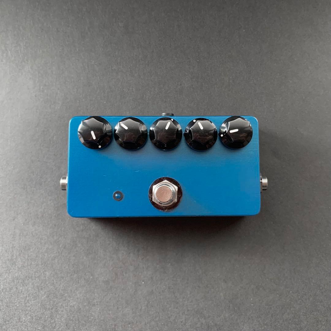 Fuzz Factory clone...メタリックブルー