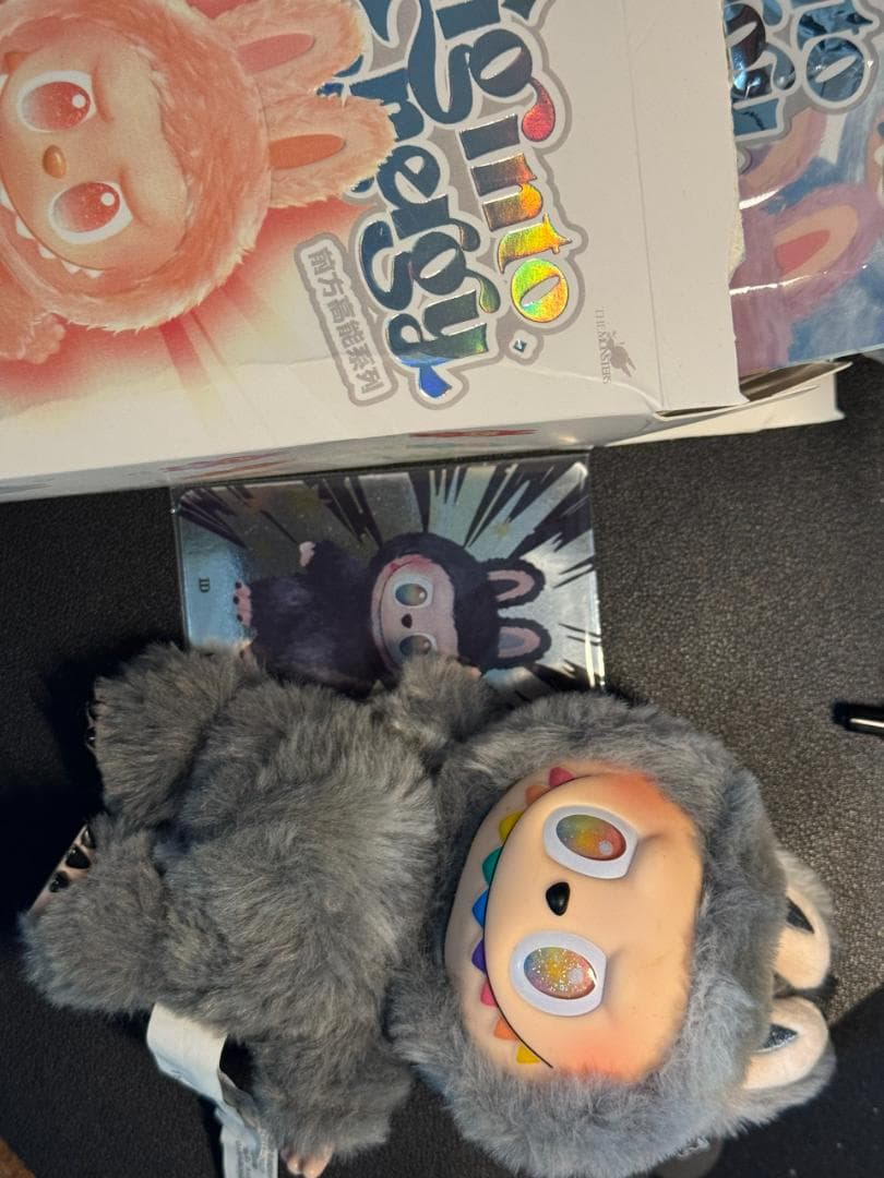 ぼ*ん様 POP MART ラブブ　エナジー　シークレット　ぬいぐるみ QRコー