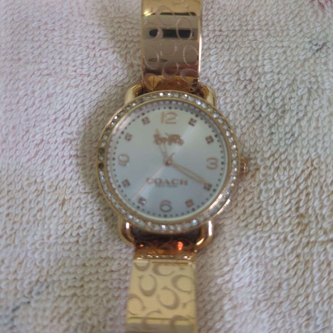 COACHレディース腕時計【未使用に近い】