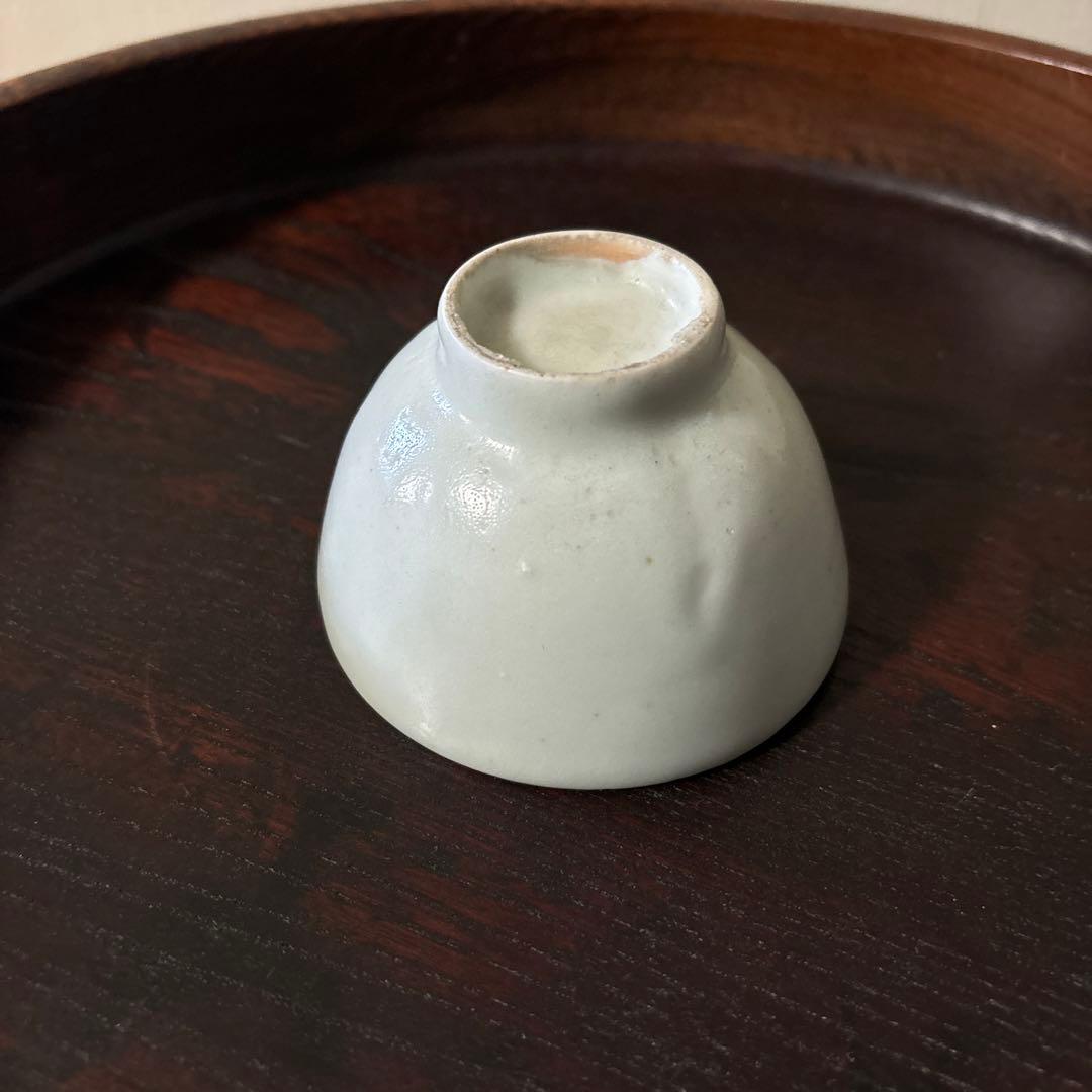 李朝盃　白磁　堅手　ぐい呑み　骨董　アンティーク.古美術.骨董.酒器.韓国骨董.
