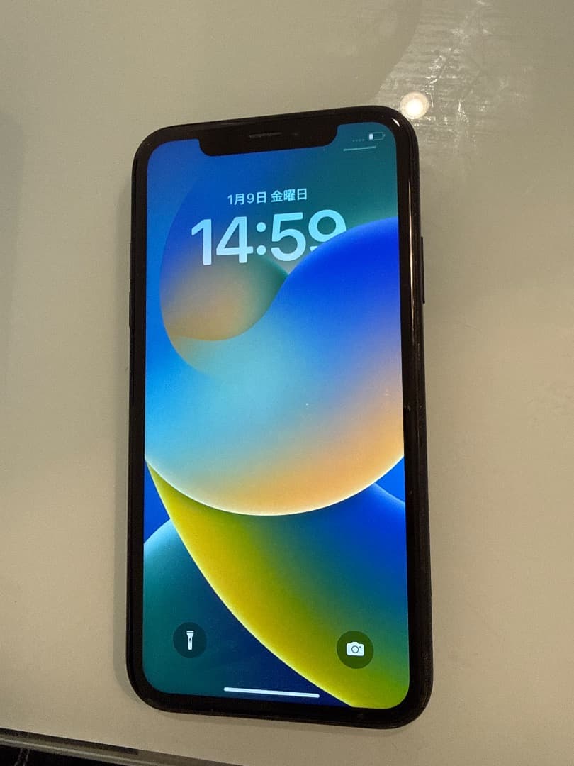 Apple iPhone XR ブラック 64gb 美品本体