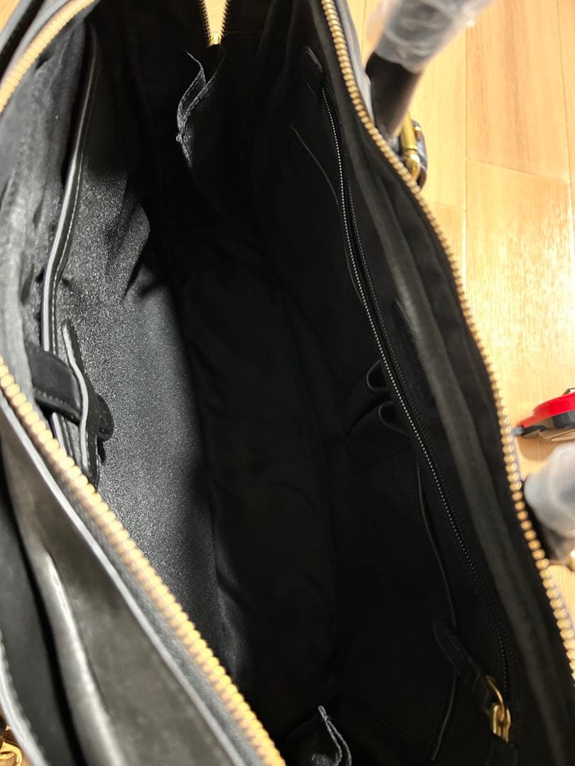 未使用　fetia ブリーフケース ライロア ブラック　本革レザー【廃盤品】