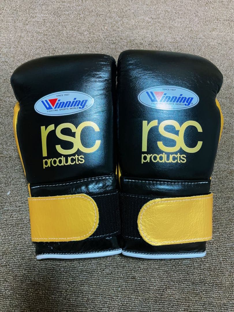 Winning rsc products ボクシンググローブ 14 oz 黒/金