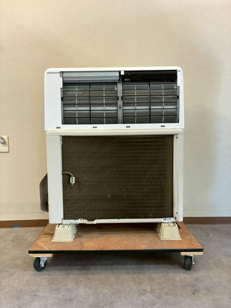 ◯2030 東芝【RAS-N221DZ (W)】2024年 6畳 エアコン 中古