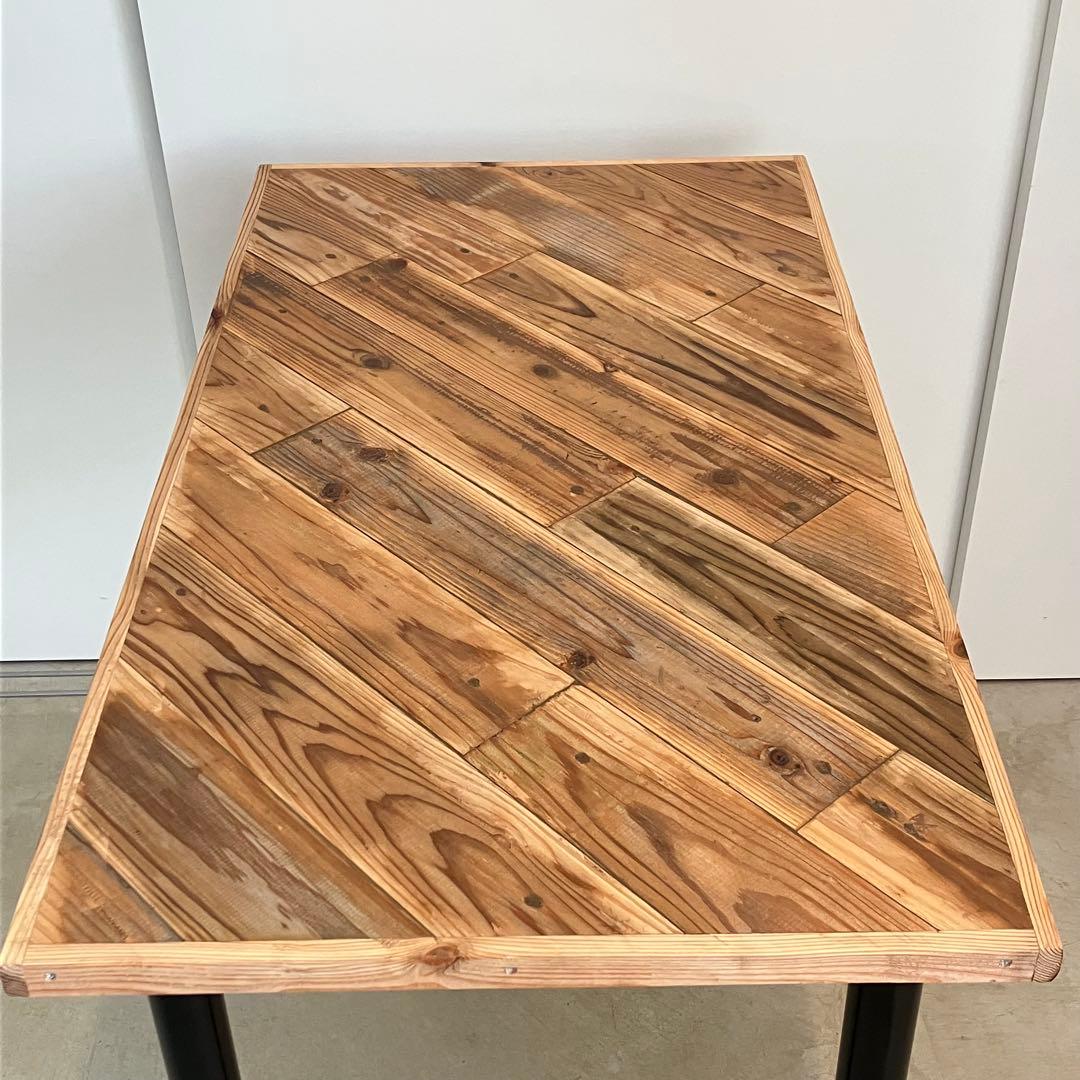 ぴ*ぴ様 杉古材のテーブル【ハンドメイド家具】