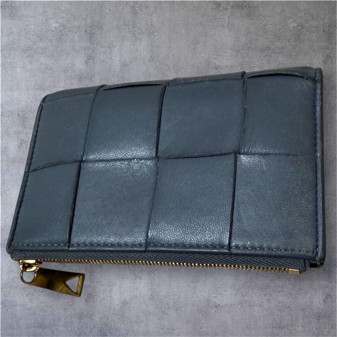 Bottega Veneta ミディアム　カセット　希少カラー: サンダー