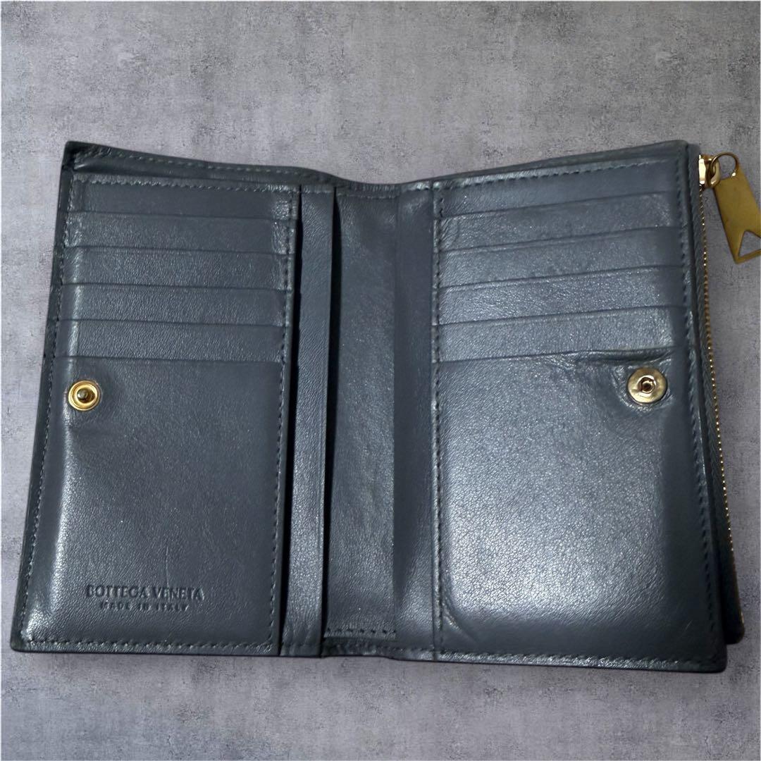 Bottega Veneta ミディアム　カセット　希少カラー: サンダー