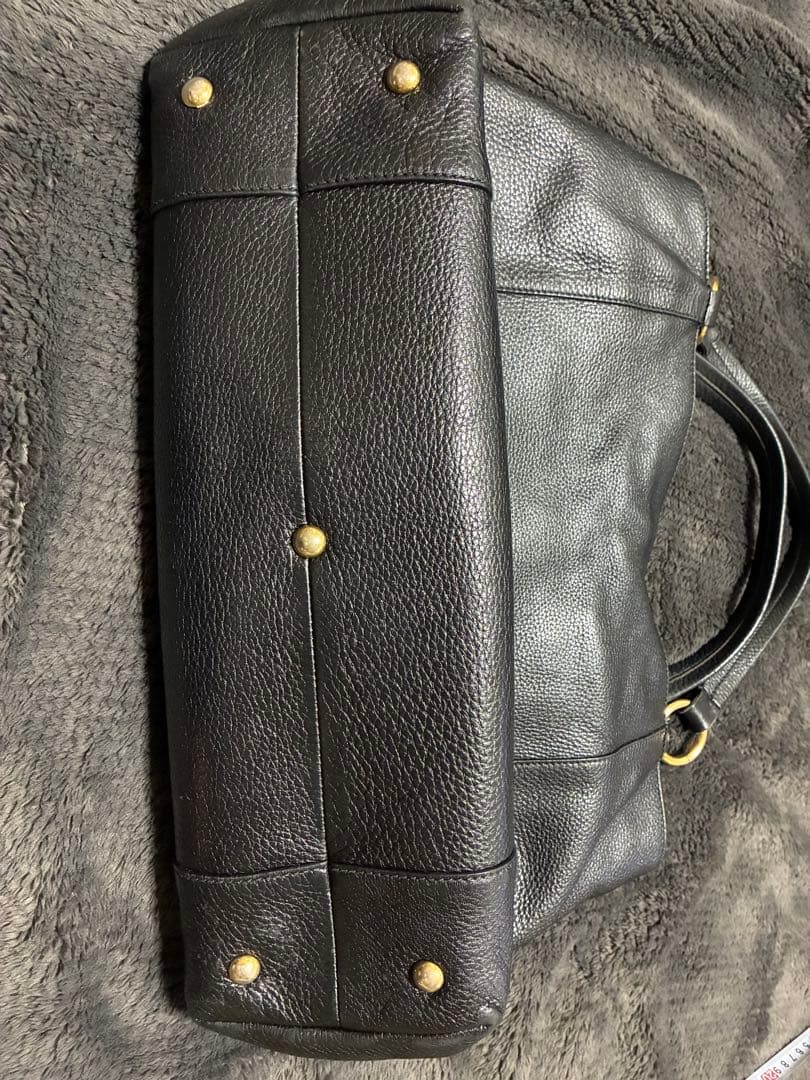 Gucci ブラックレザー ハンドバッグ