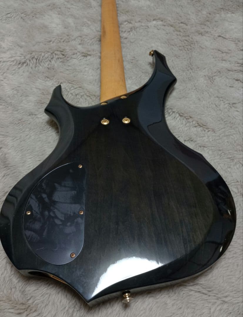 Grassroots　エレキベース