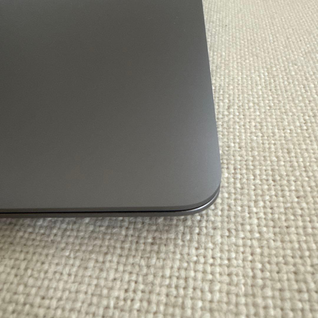 12.24まで MacBook Air スペースグレー 未使用 13インチ　M1