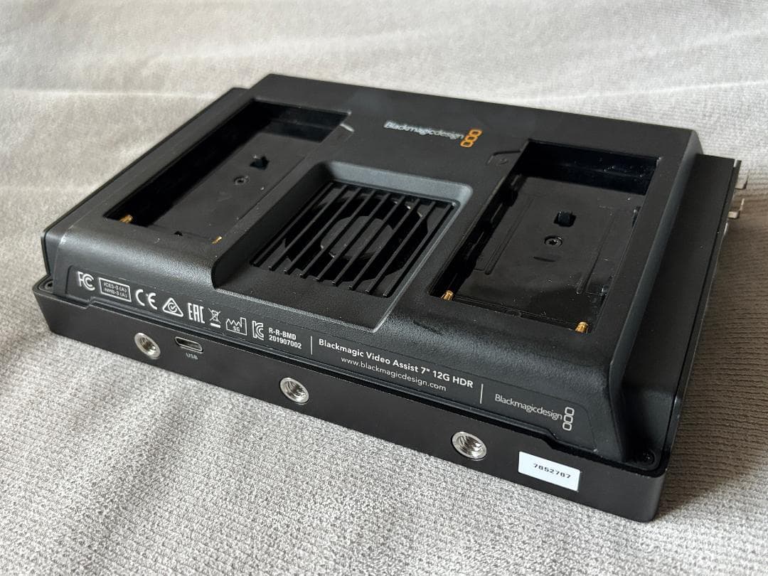 ブラックマジックデザイン Video Assist 7” 12G HDR