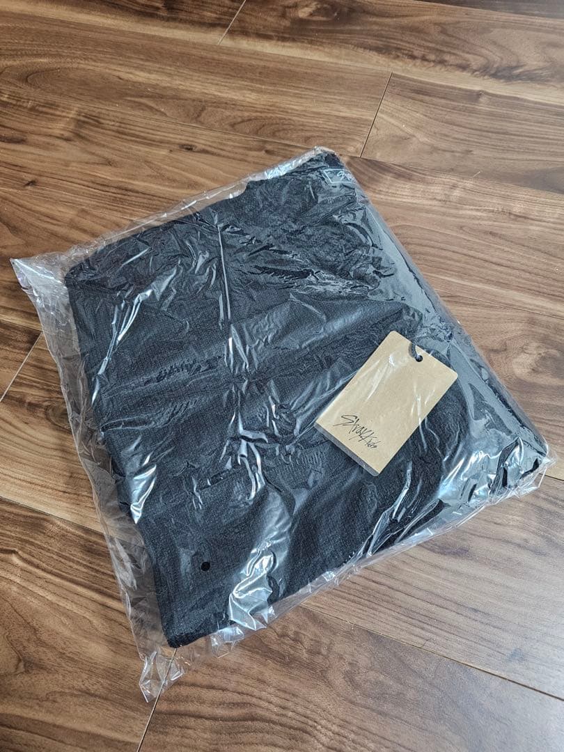 Stray Kids リノ プロデュース カーディガン メンプロ