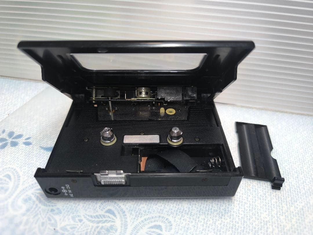 【希少ホルダー付】SONY WALKMAN II WM-2 通電のみ確認 不動品