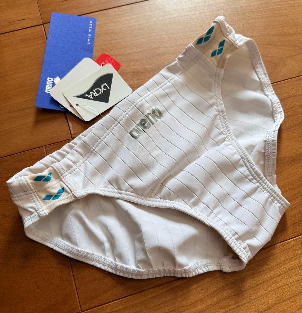 【新品タグ箱付】ARENA ダブルマット SAR-4111 M　ホワイト 競パン