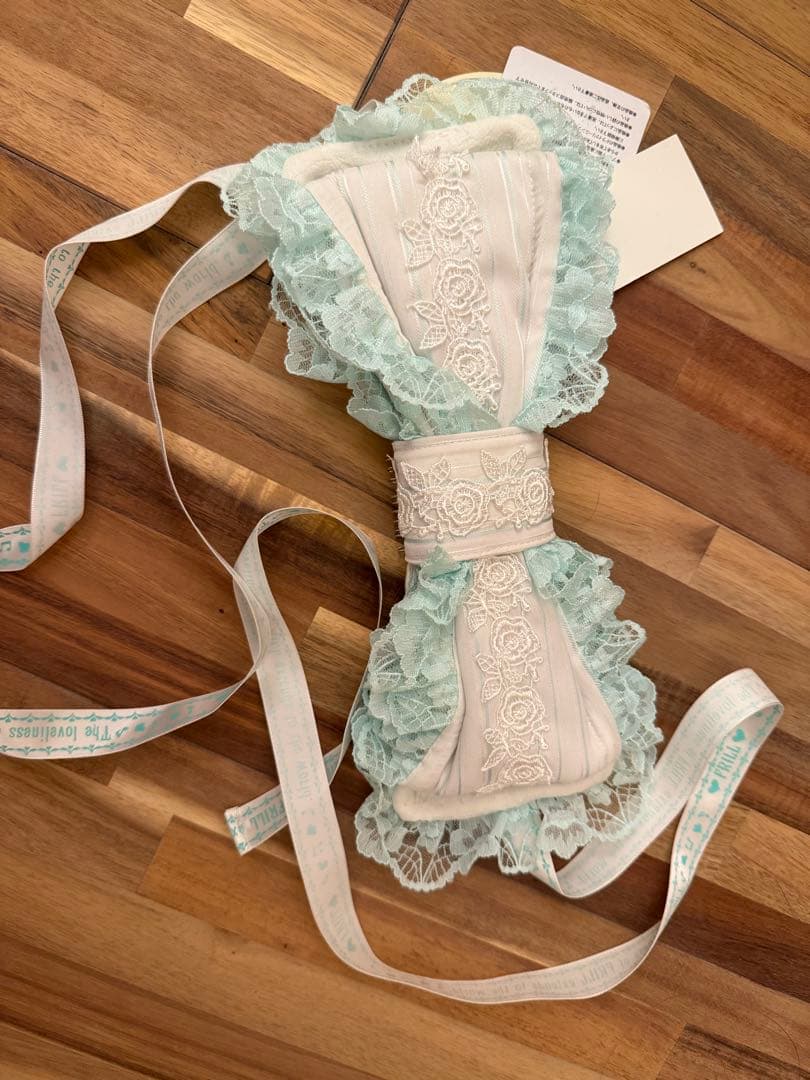 新品　エイチナオトリボンフリルヘッドドレス