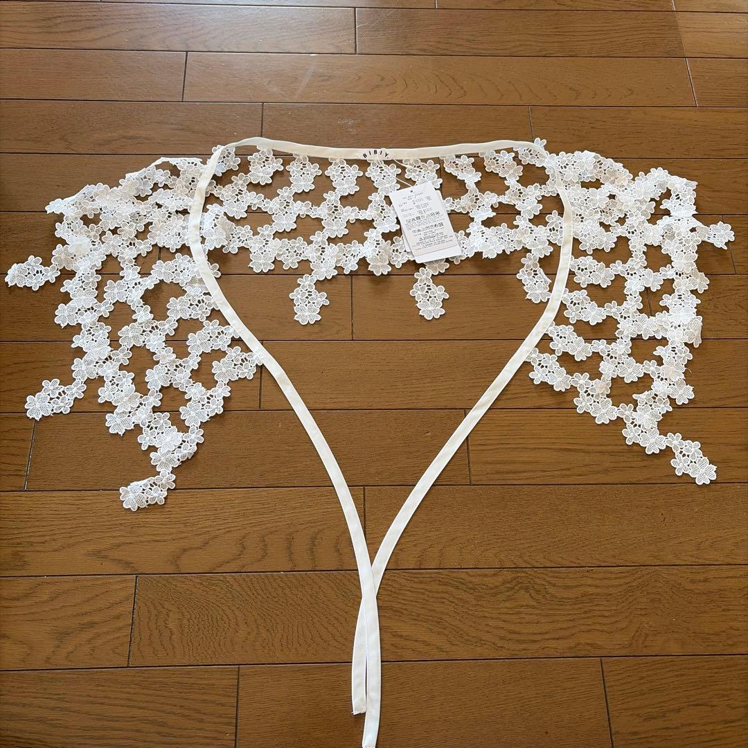 菅原美裕さん着用　BIBIY. つけ襟