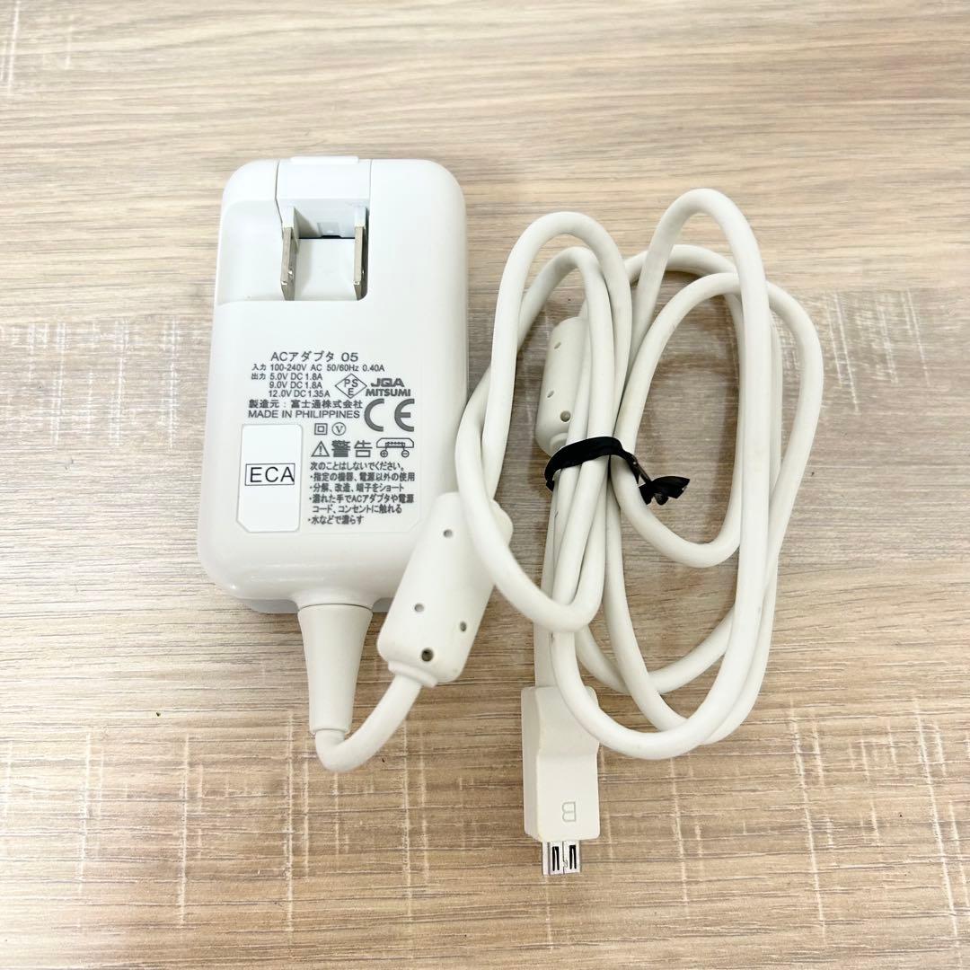 FUJITSU らくらくホン F-02J ミントグリーン 取説/ガイド/充電器付