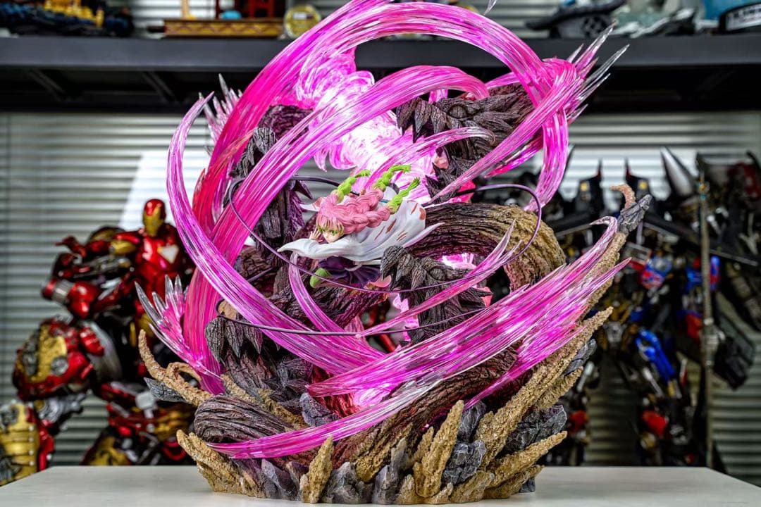 恋柱・甘露寺蜜璃 フィギュア　鬼滅の刃 Demon Slayer