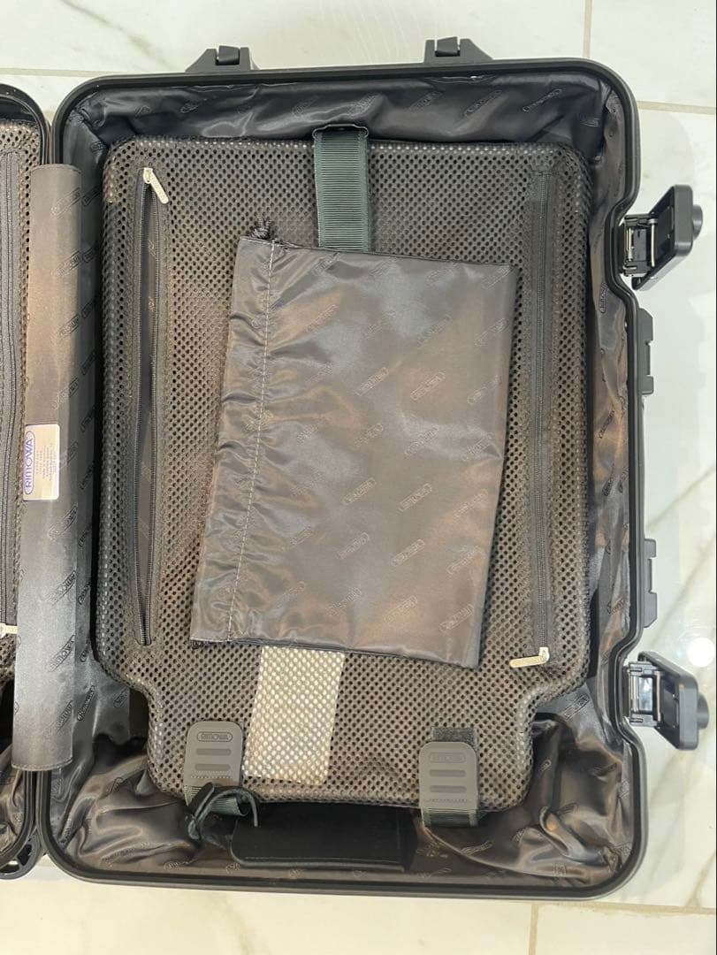 RIMOWA リモワ トパーズ ステルス 32L 機内持ち込　可能 使用1回