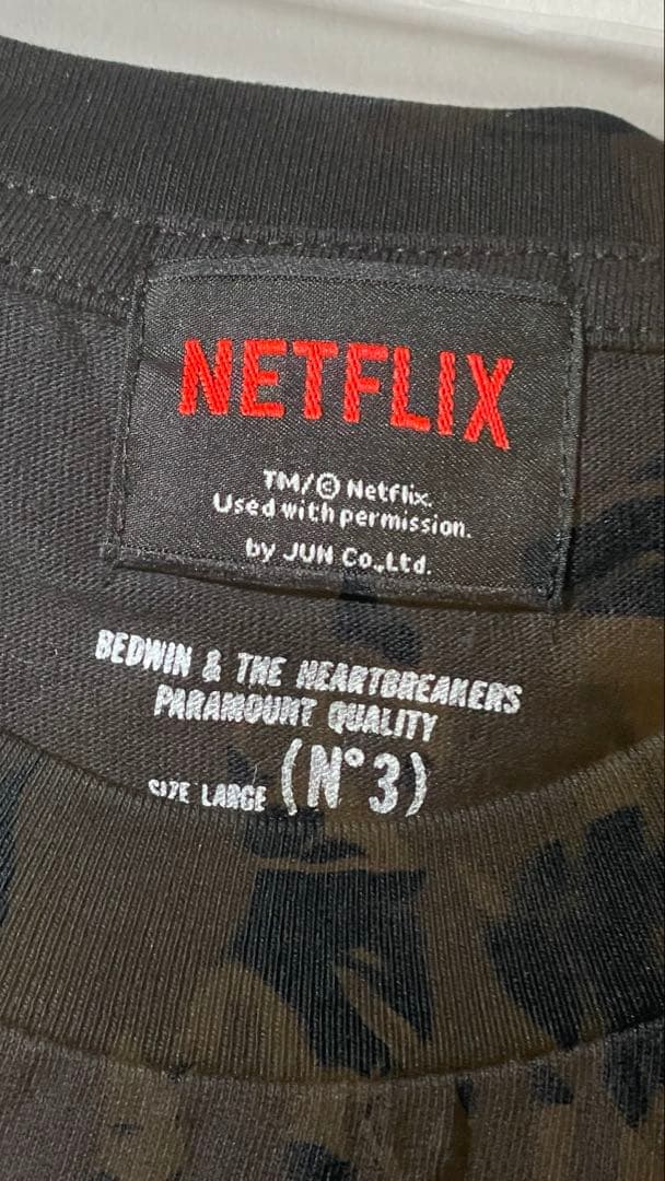 VA ストレンジャーシングスTシャツ