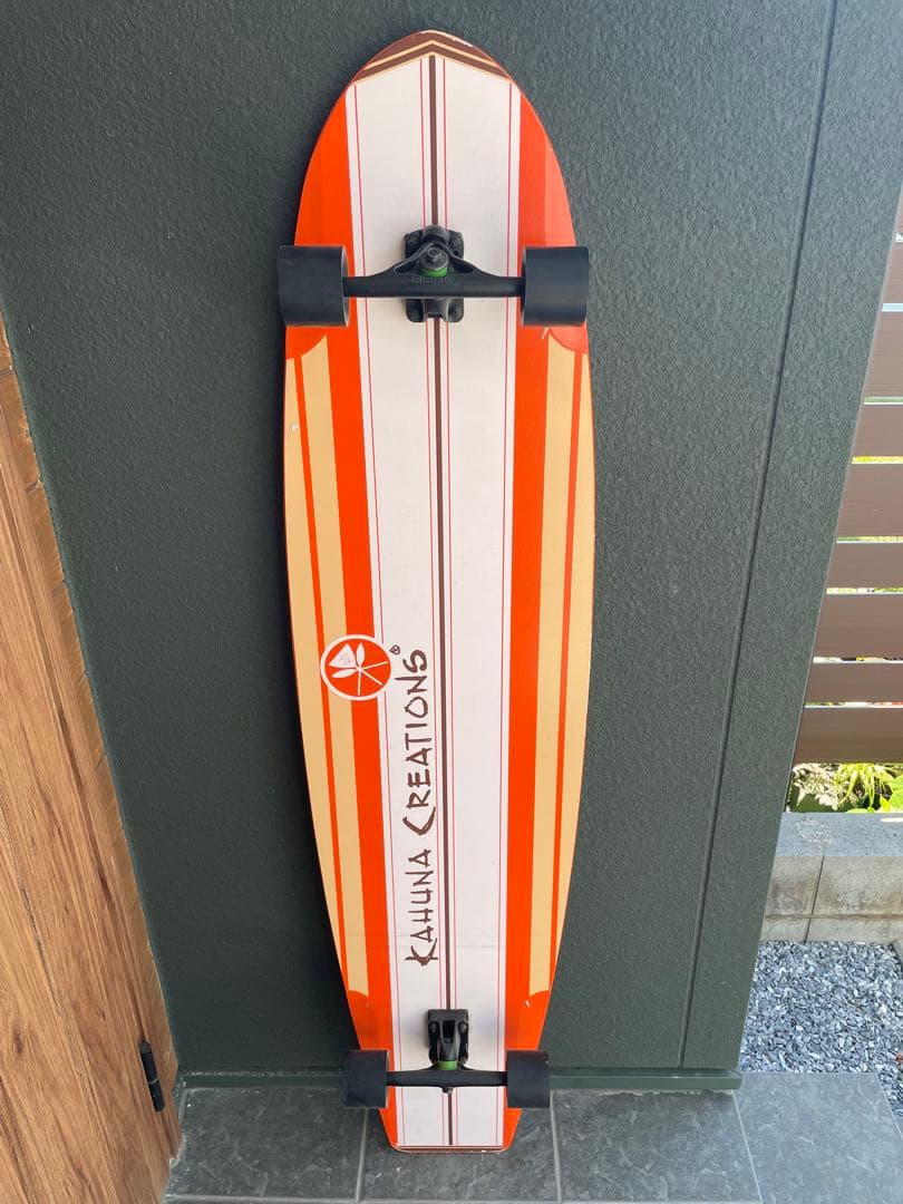 Kahuna Creationsロングスケートボード