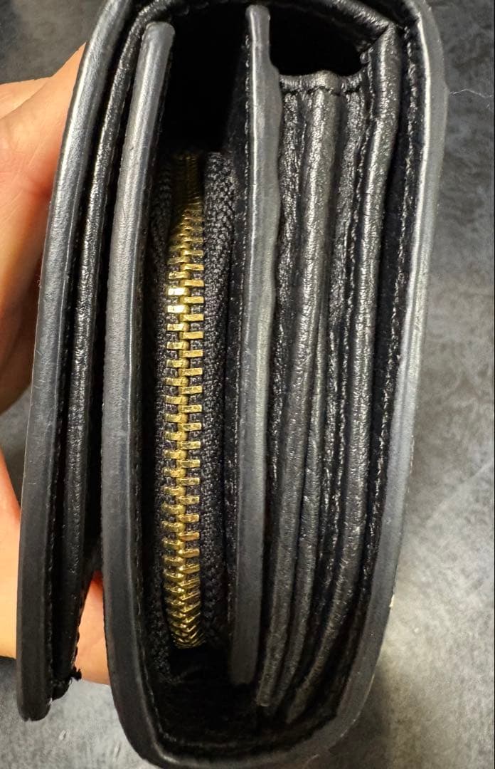 GUCCI GGマーモントウォレット