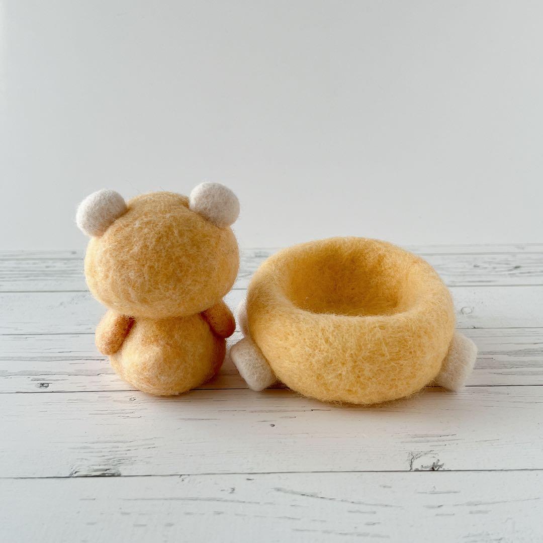 ひよこカーのひよこくまちゃん　羊毛フェルト