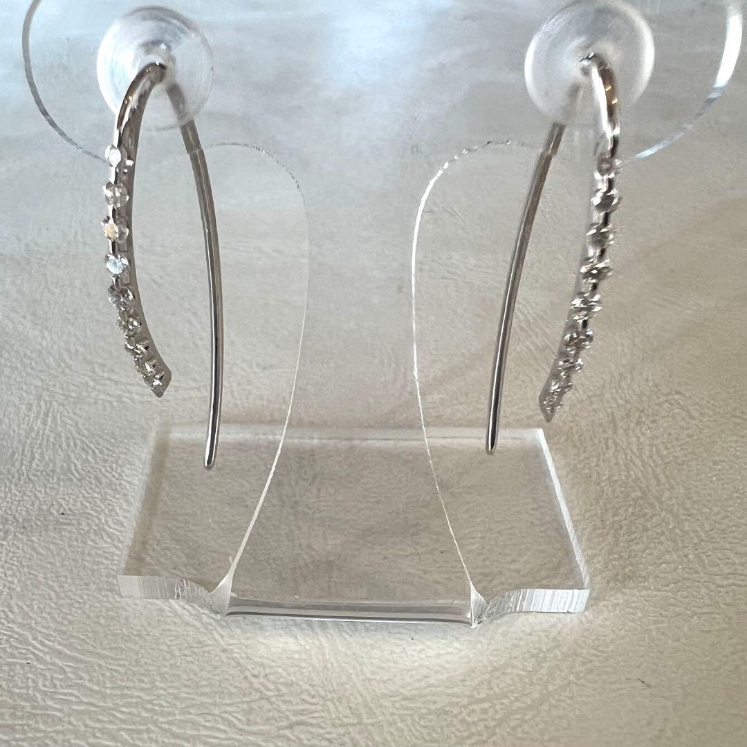 美品 pt900 プラチナ ピアス ダイヤ 0.20ct 1.6g P810