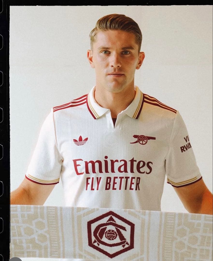 25-26 アーセナル　アディダス　半袖3rdユニフォーム　正規品　新品　M