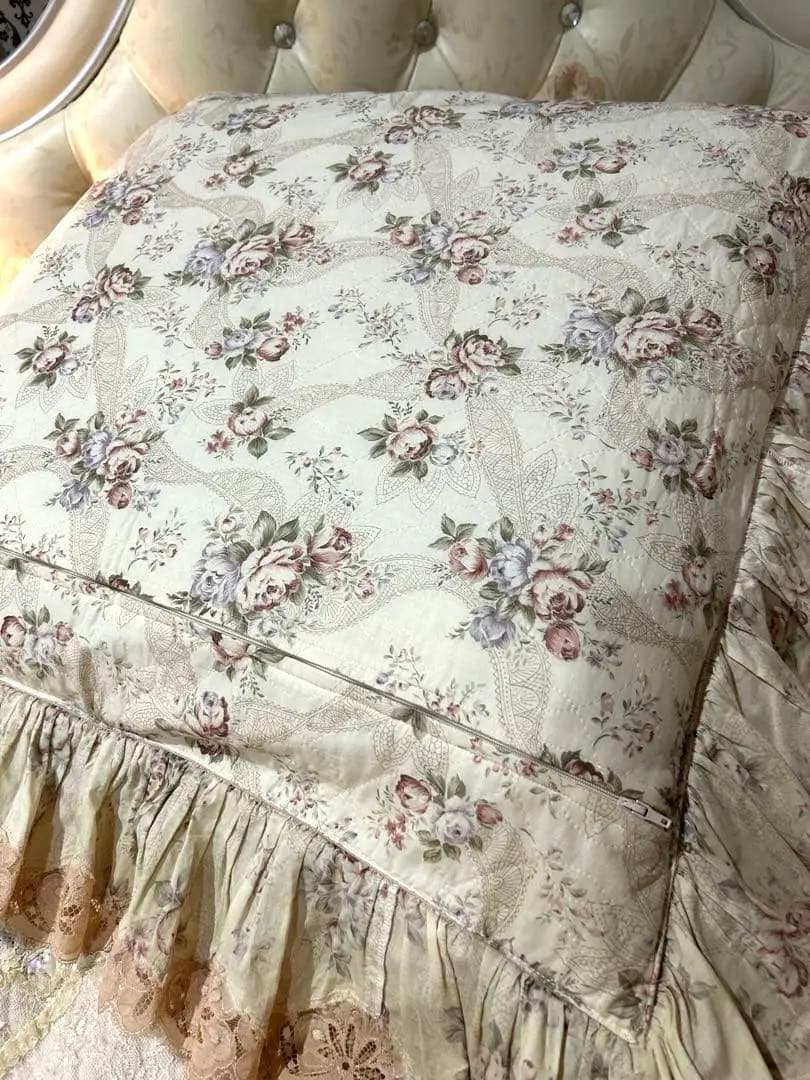 さえらアキアカネ大きな花柄レースクッションカバー座布団カバー２点【希少品】