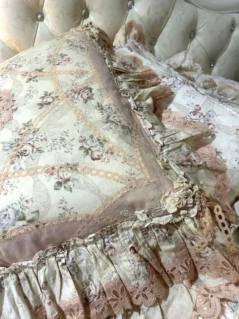 さえらアキアカネ大きな花柄レースクッションカバー座布団カバー２点【希少品】