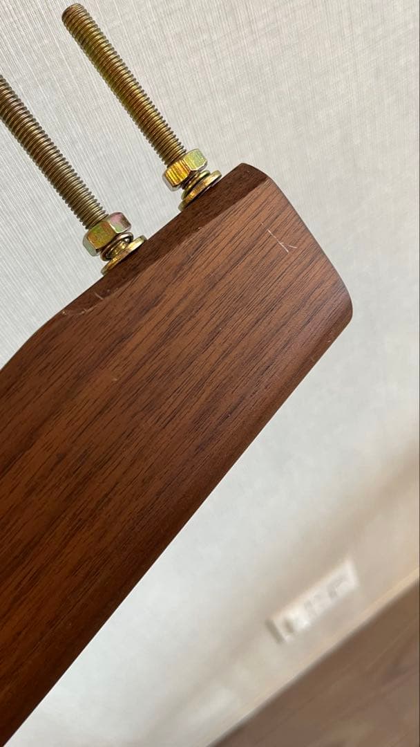 【a.】円形ダイニングテーブル ＜直径約110cm＞