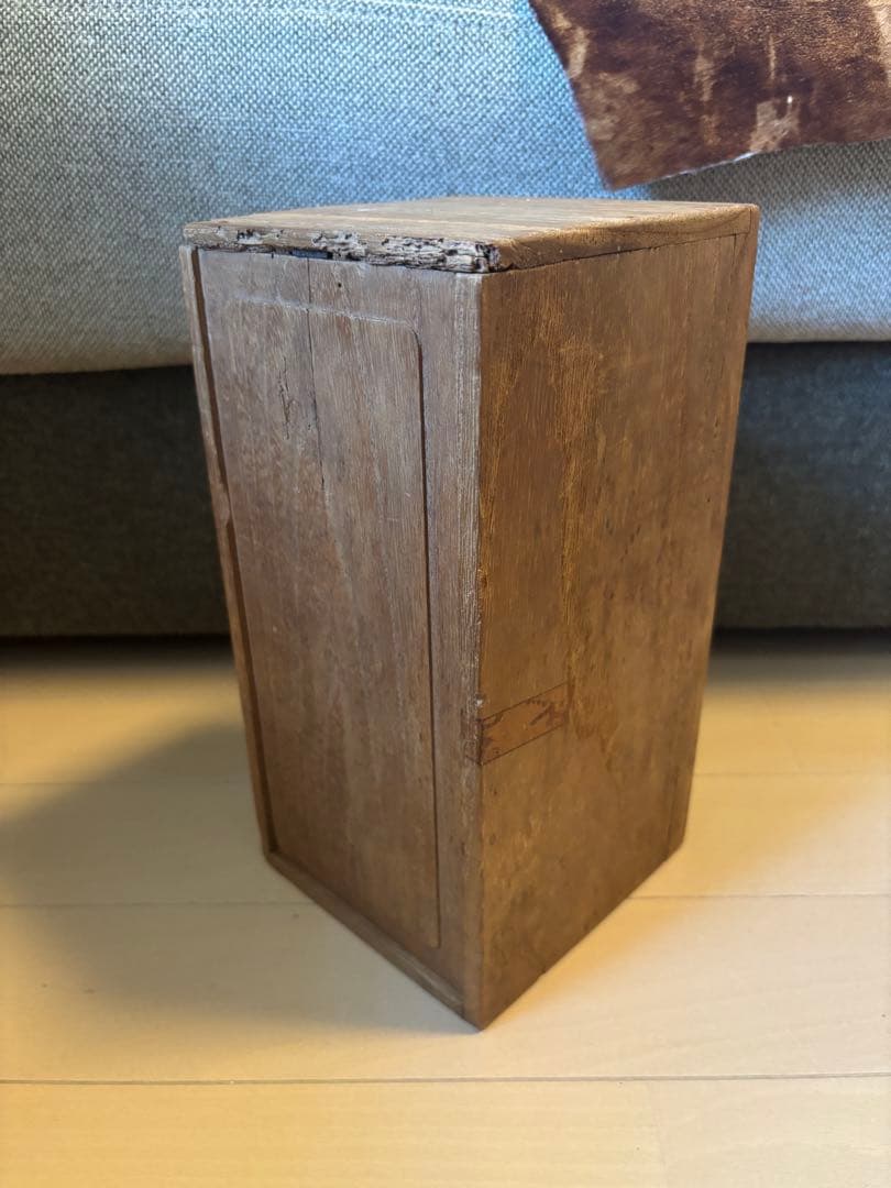 備前焼　達磨像　木箱付き