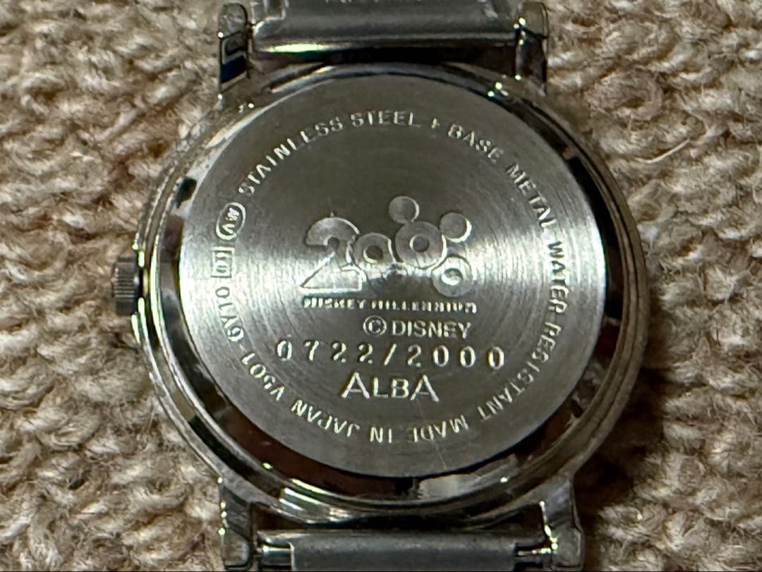 セイコーアルバ「ミッキーマウス ザ・ニューミレニアム 2000」記念限定ウォッチ