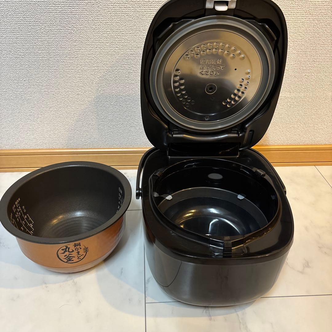 東芝　TOSHIBA 炊飯器　RC-10VRV 真空IH 炎匠炊き