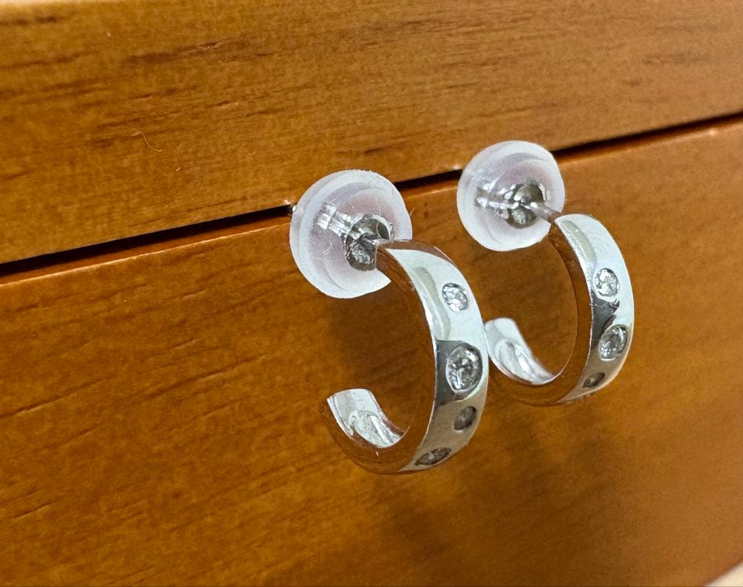 極美品 TSUTSUMI ジュエリーツツミ プラチナダイヤモンドピアス