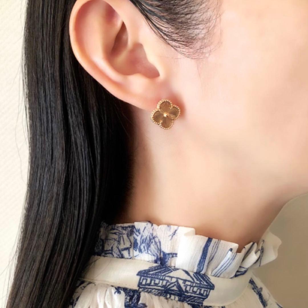 ピンクゴールド　クローバー　ピアス