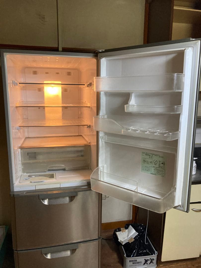 三菱冷蔵庫　MR-CL38NEV6-T 2004年製