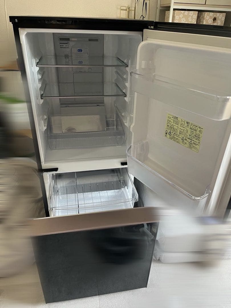 送料込 SHARP SJ-GD14D-B 137L ガラスドア 2018製