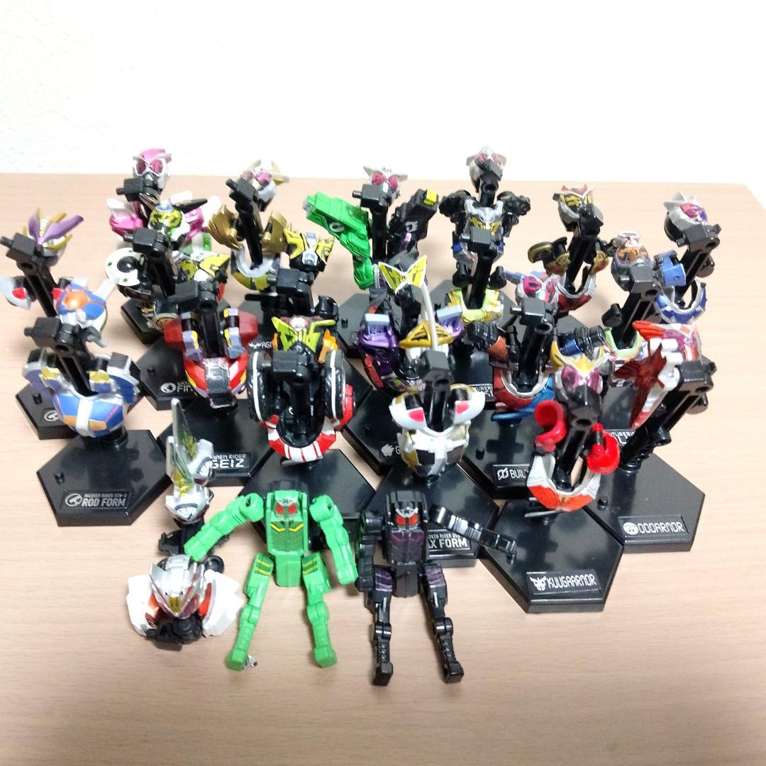仮面ライダー装動　まとめ売り　本体36体　パーツ20個　JUNK　部品多数