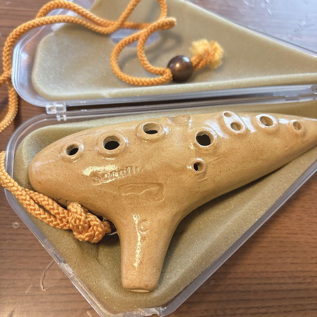 オカリナ ベージュ ケース付き　アケタオカリーナ ソネット S-5C