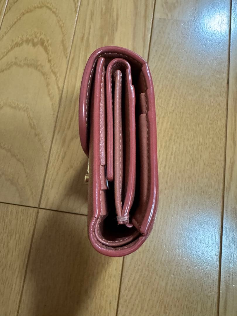 CELINE 三つ折財布 トリオンフ ロゴ金具