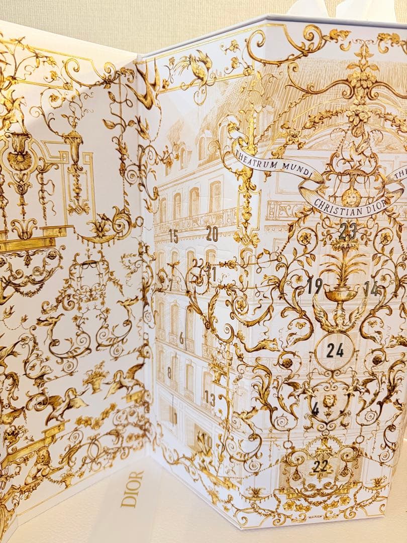 Diorクリスマス 日めくりカレンダー 新品未開封