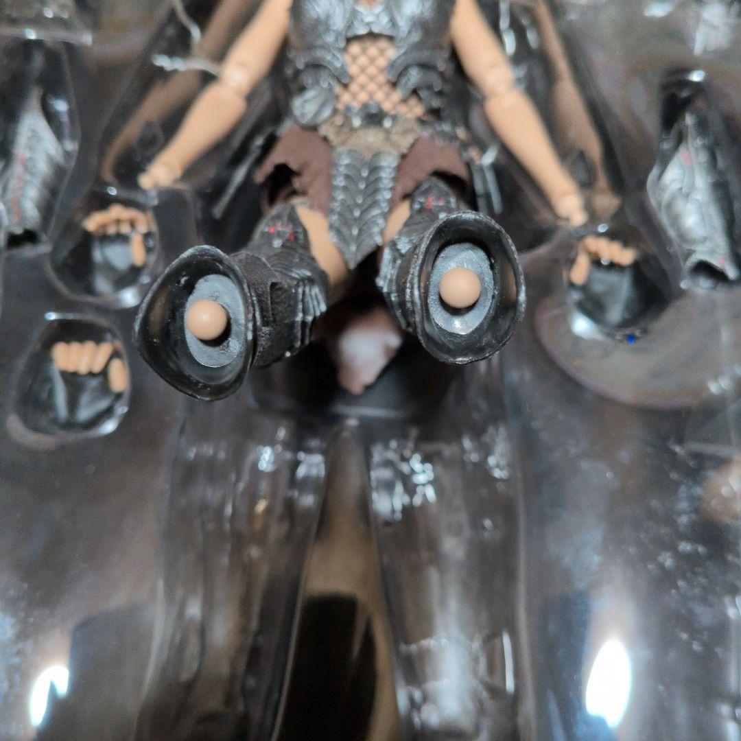 シープレデター フィギュア 　ホットトイズ